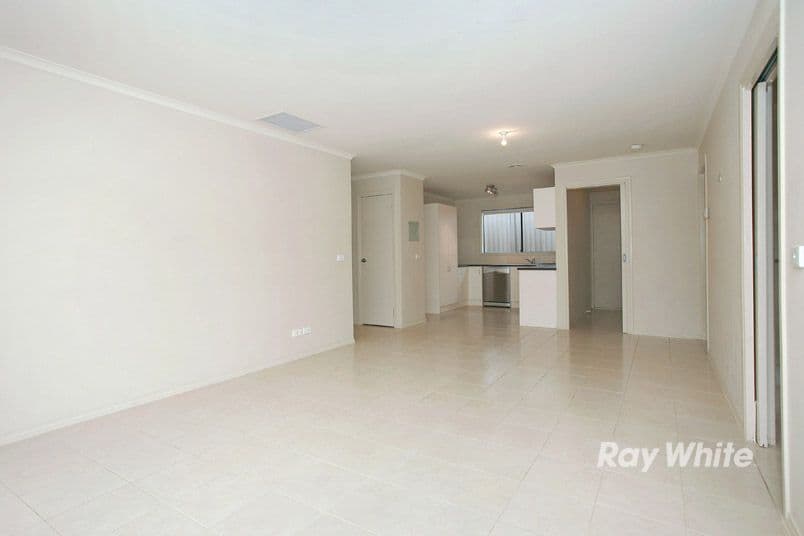 8 Avalon Crescent, CRANBOURNE EAST VIC 3977, Cranbourne East - Thumbnail 5