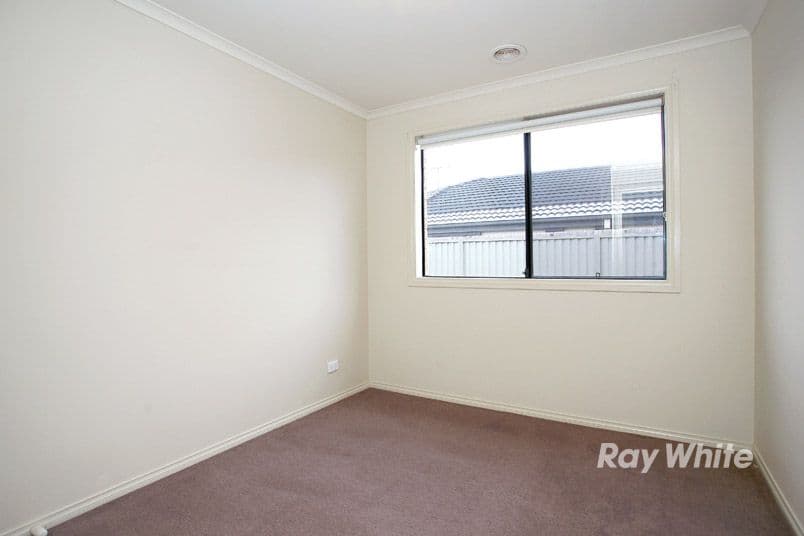 8 Avalon Crescent, CRANBOURNE EAST VIC 3977, Cranbourne East - Thumbnail 8