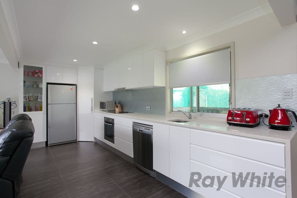 4 Maryland Drive, MARYLAND NSW 2287, Maryland - Thumbnail 4
