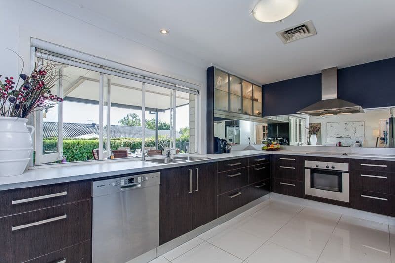 5 Delphin Street, Kenmore QLD 4069, Kenmore - Thumbnail 4