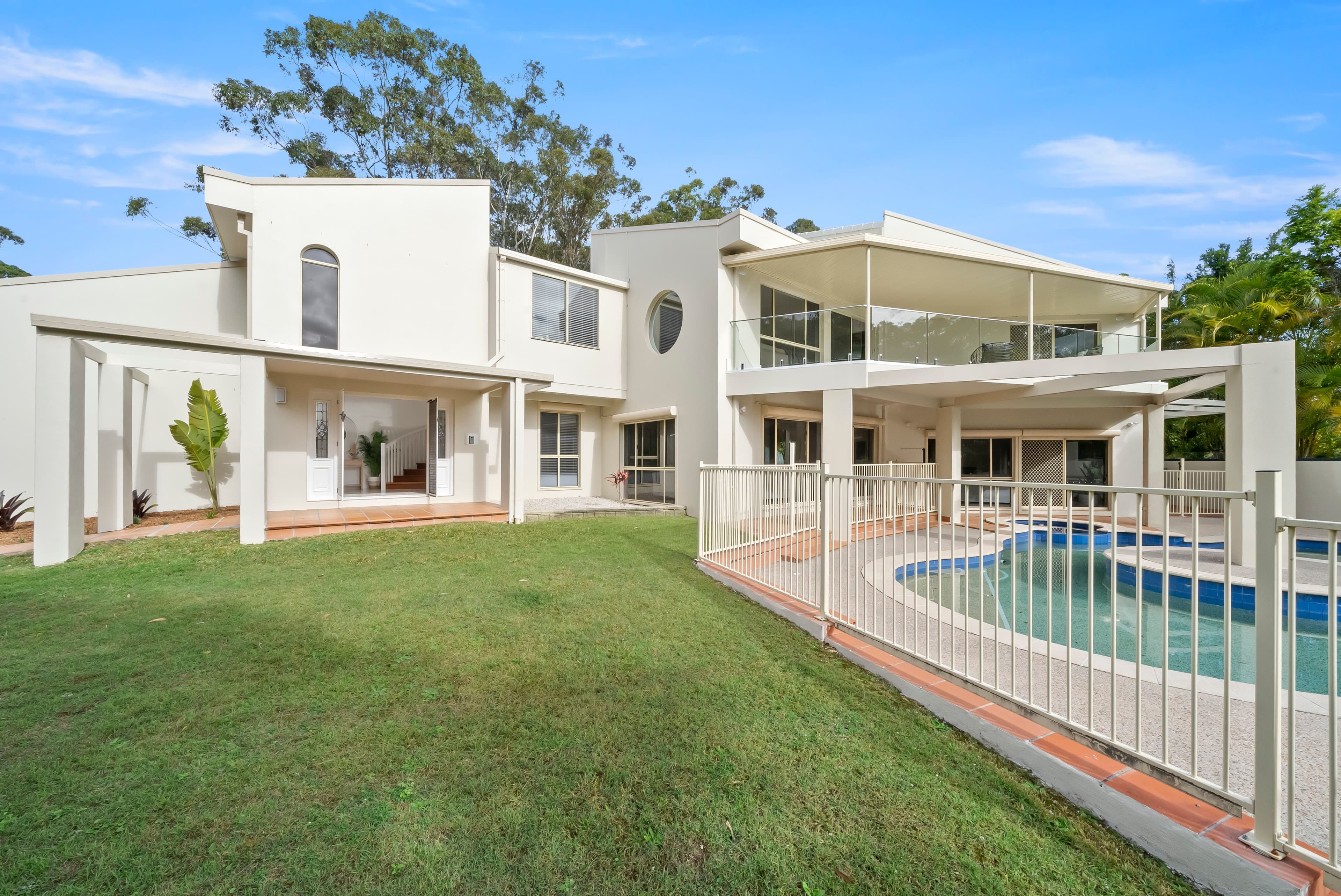 8-10 Buckingham Way, Elanora QLD 4221, Elanora - Thumbnail 2