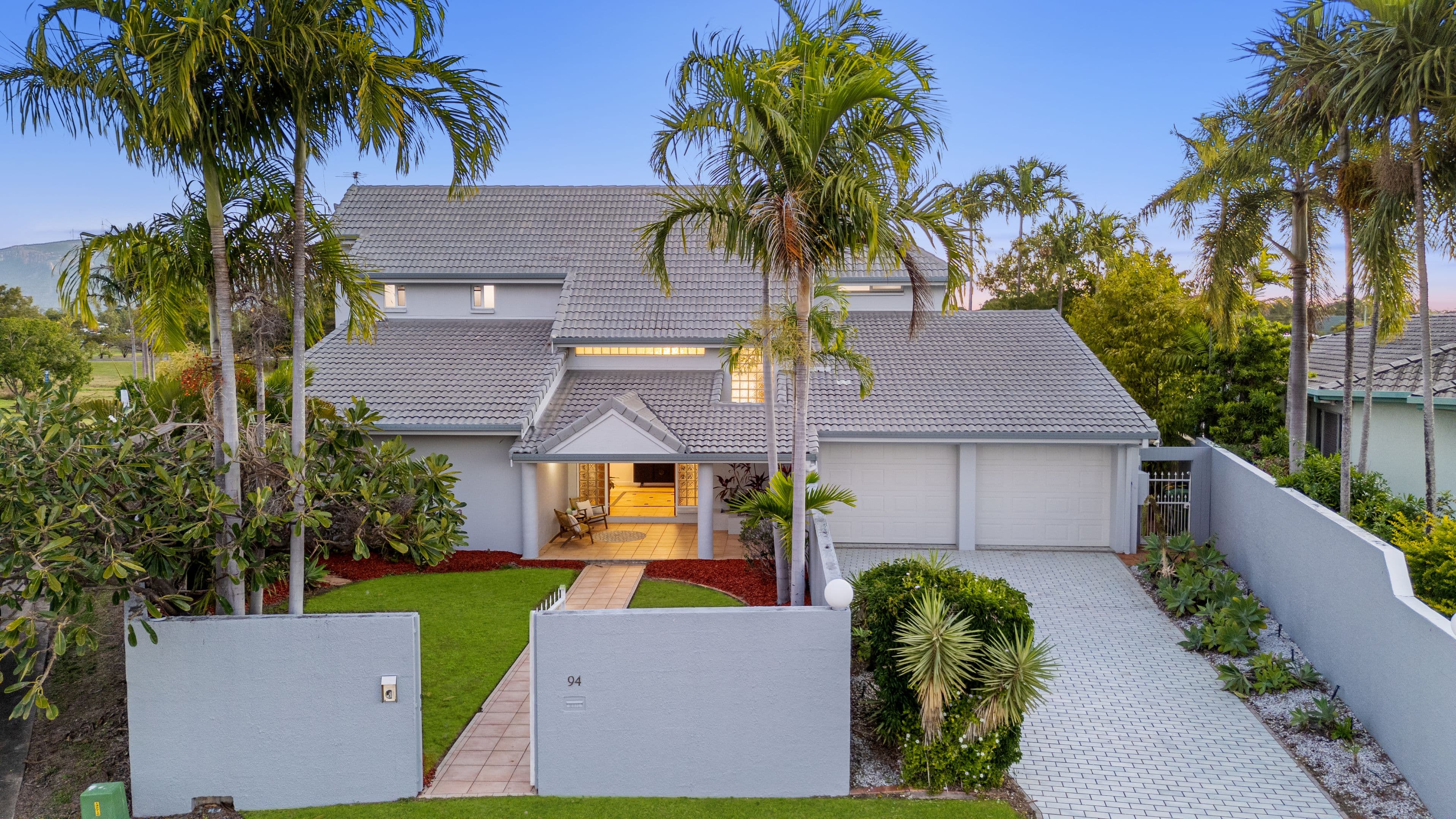 94 Albany Road, Currajong QLD 4812, Currajong - Image 1
