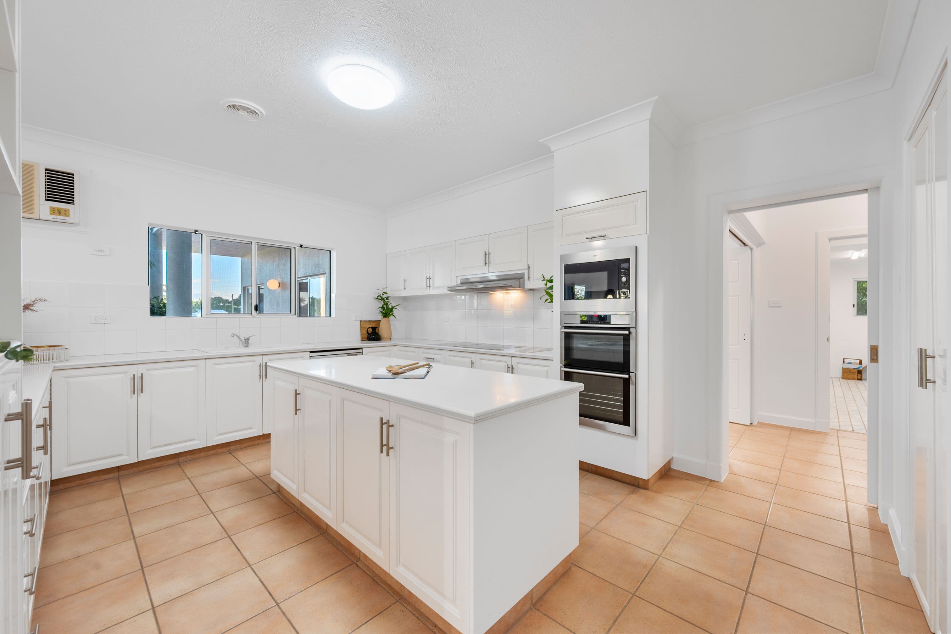 94 Albany Road, Currajong QLD 4812, Currajong - Thumbnail 6
