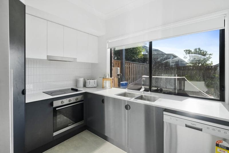 113 Todds Road, Lawnton - Thumbnail 3