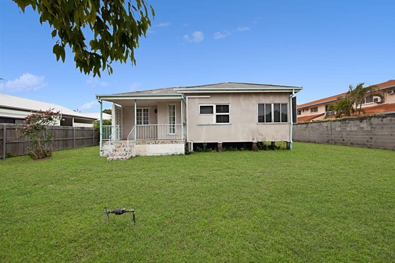 8 Vivian Street, PIMLICO QLD 4812, Pimlico - Thumbnail 7
