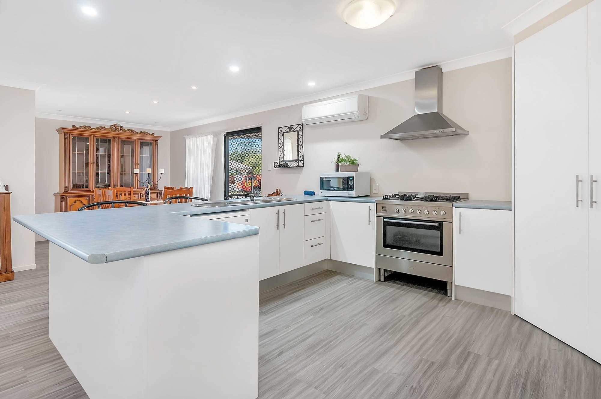 6 Varley Street, Lowood QLD 4311, Lowood - Thumbnail 3