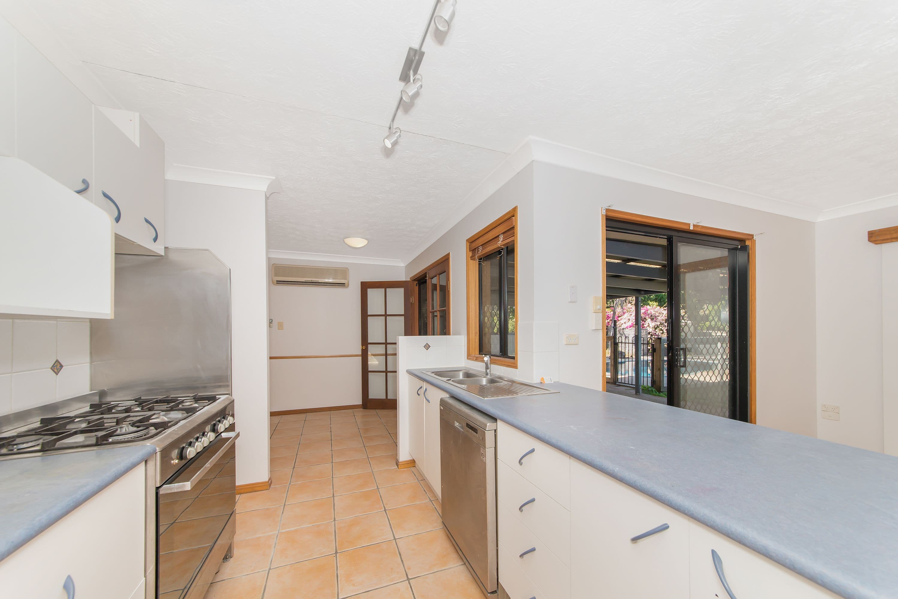 3 Goldfinch Court, Condon QLD 4815, Condon - Thumbnail 5