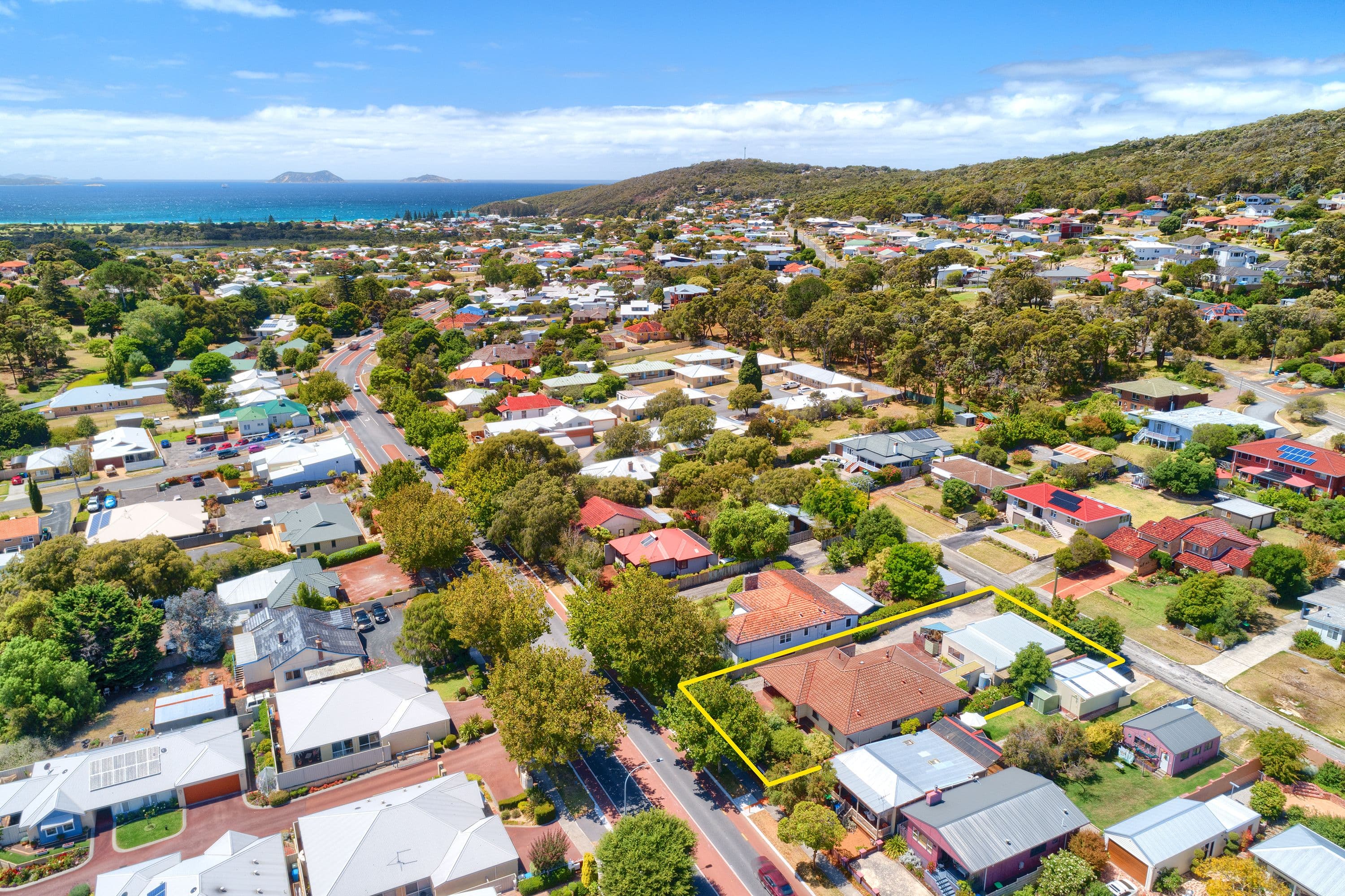 209 Middleton Road, Mount Clarence WA 6330, Mount Clarence - Image 1