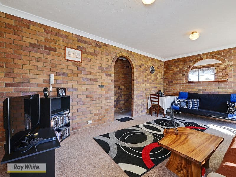 56 Anzac Avenue, REDCLIFFE QLD 4020, Redcliffe - Thumbnail 2