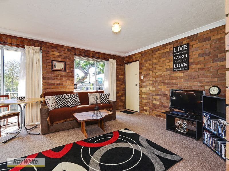 56 Anzac Avenue, REDCLIFFE QLD 4020, Redcliffe - Thumbnail 4