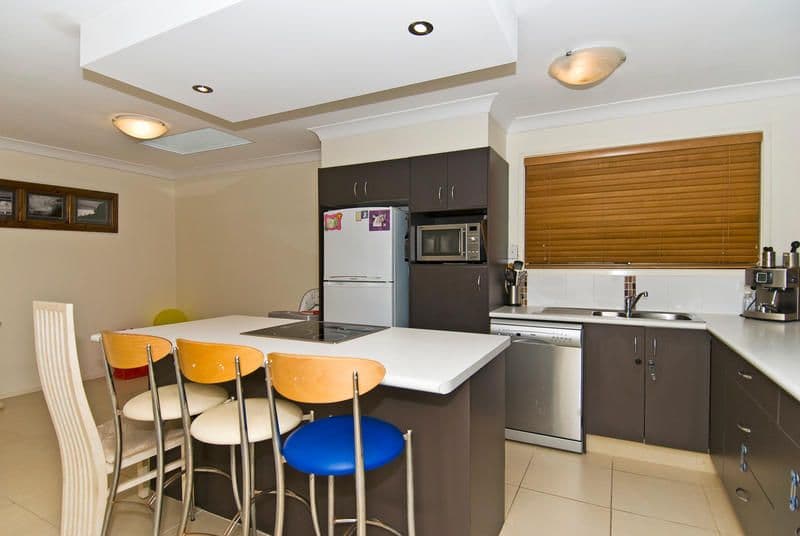 28  Wagtail Court, BURLEIGH WATERS QLD 4220, Burleigh Waters - Thumbnail 6