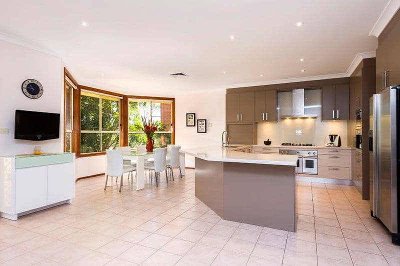 18 Tisane Avenue, FRENCHS FOREST NSW 2086, Frenchs Forest - Thumbnail 2