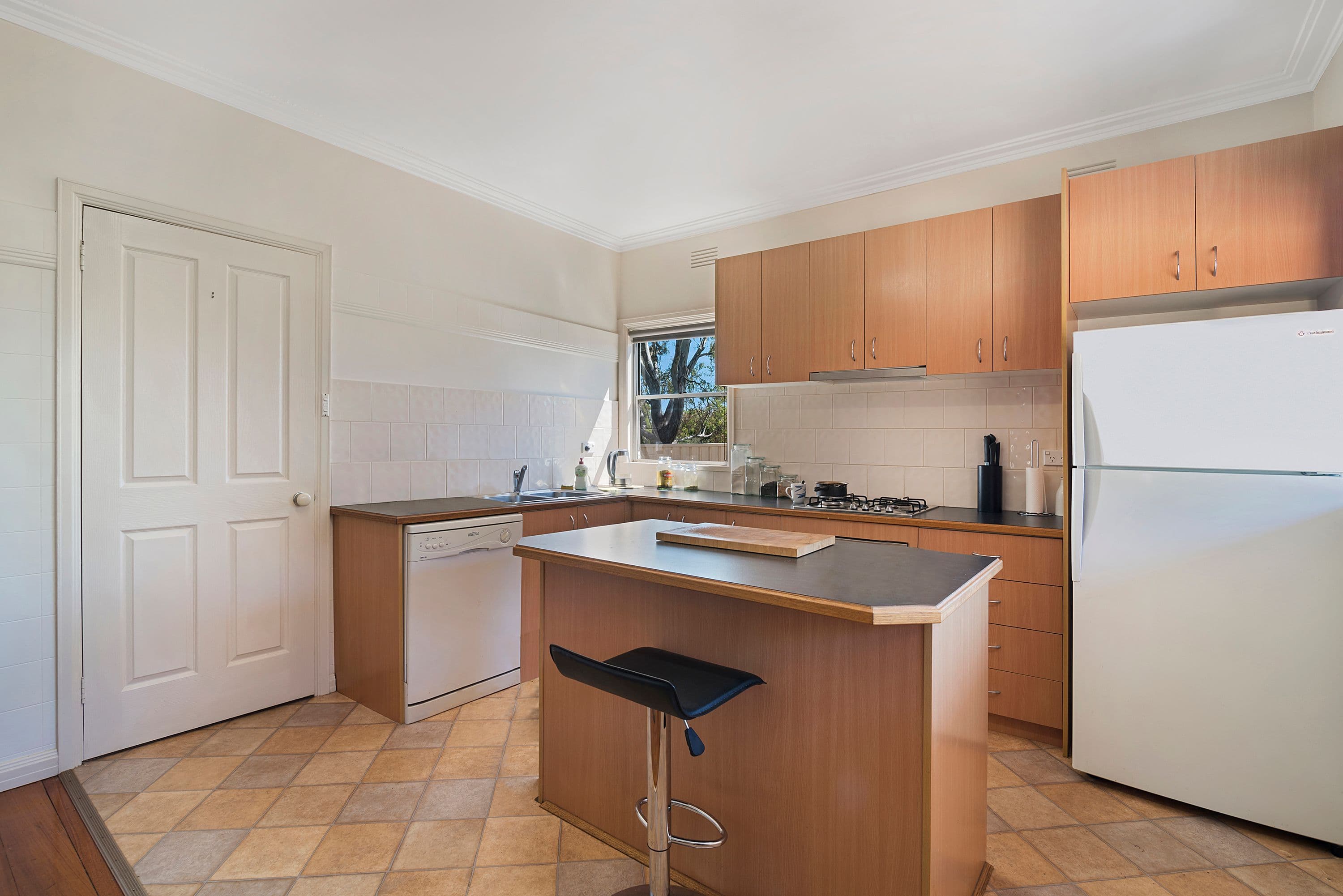 16 McLachlan Street, Golden Square VIC 3555, Lethbridge Park - Thumbnail 3