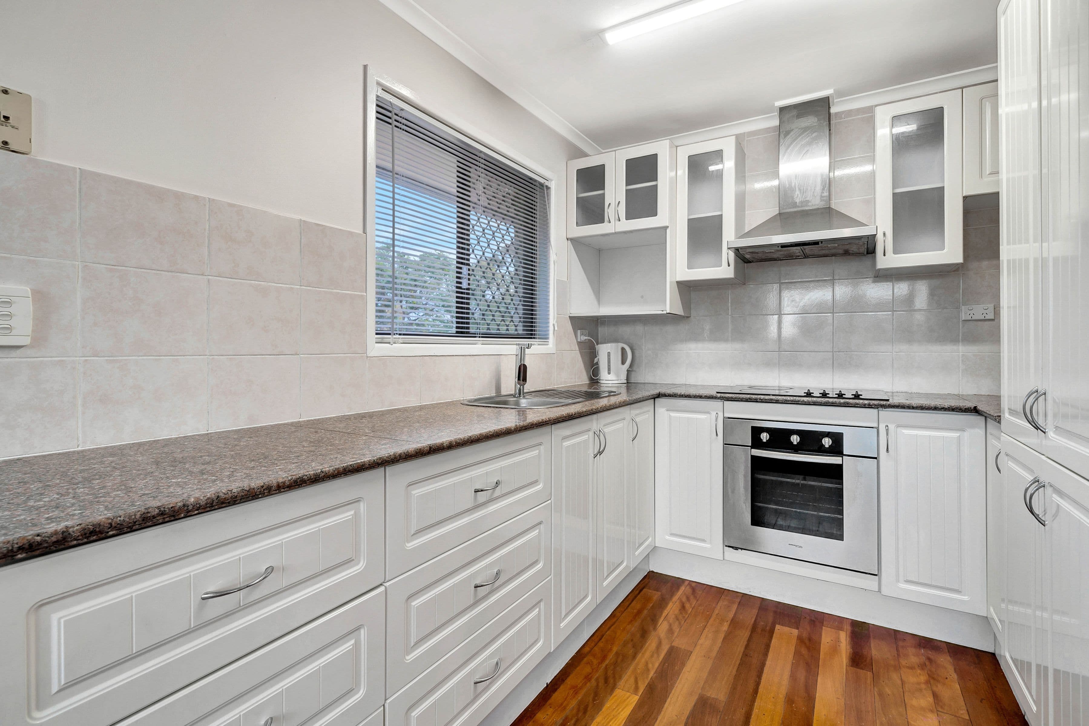 6 Sweetgum Street, Hillcrest QLD 4118, Hillcrest - Thumbnail 3