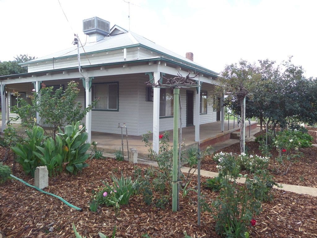 41 Ferrier Street, NARRANDERA NSW 2700, Narrandera - Thumbnail 2