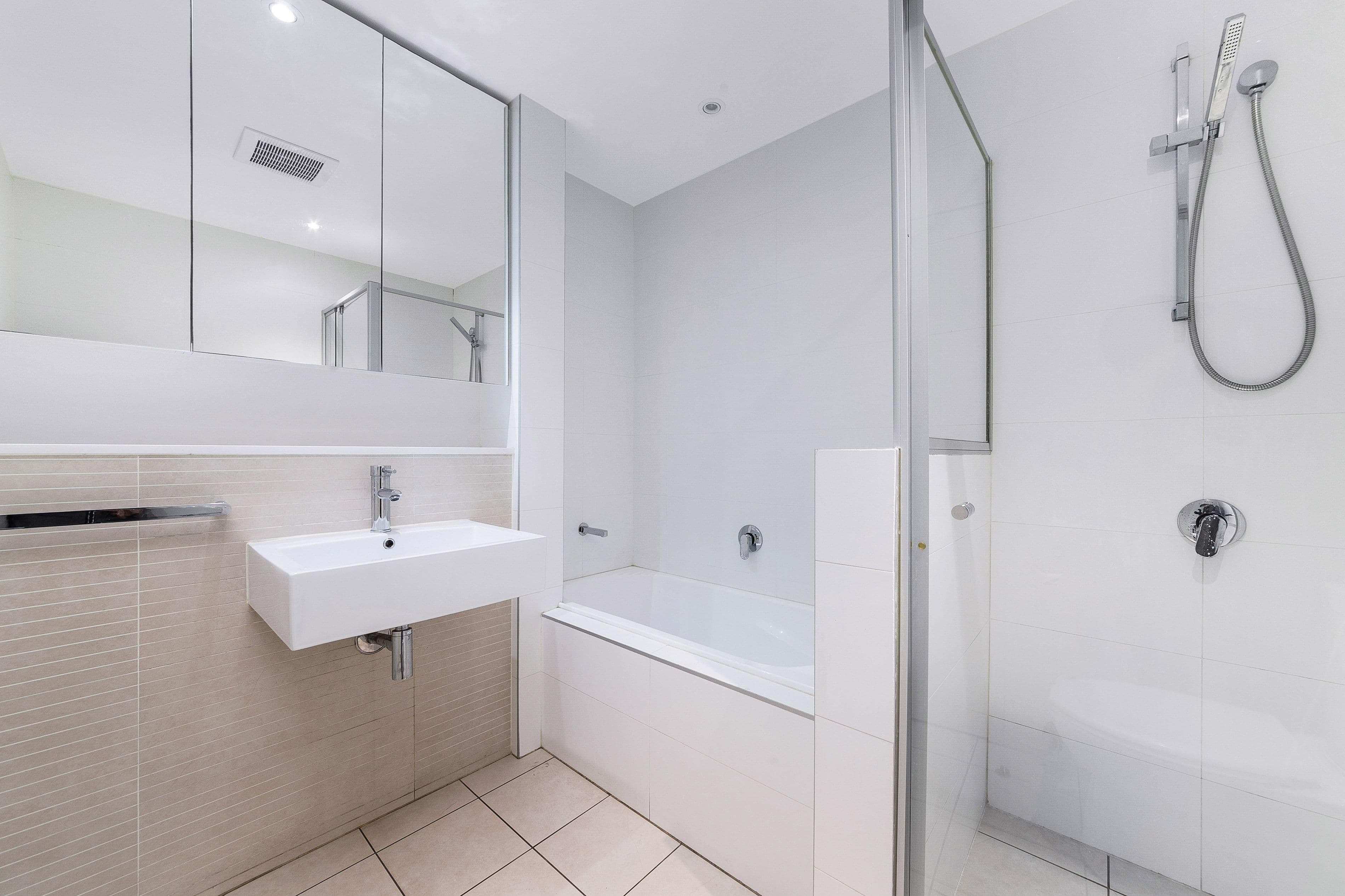 43 Amalfi Drive, Wentworth Point NSW 2127, Wentworth Point - Thumbnail 3