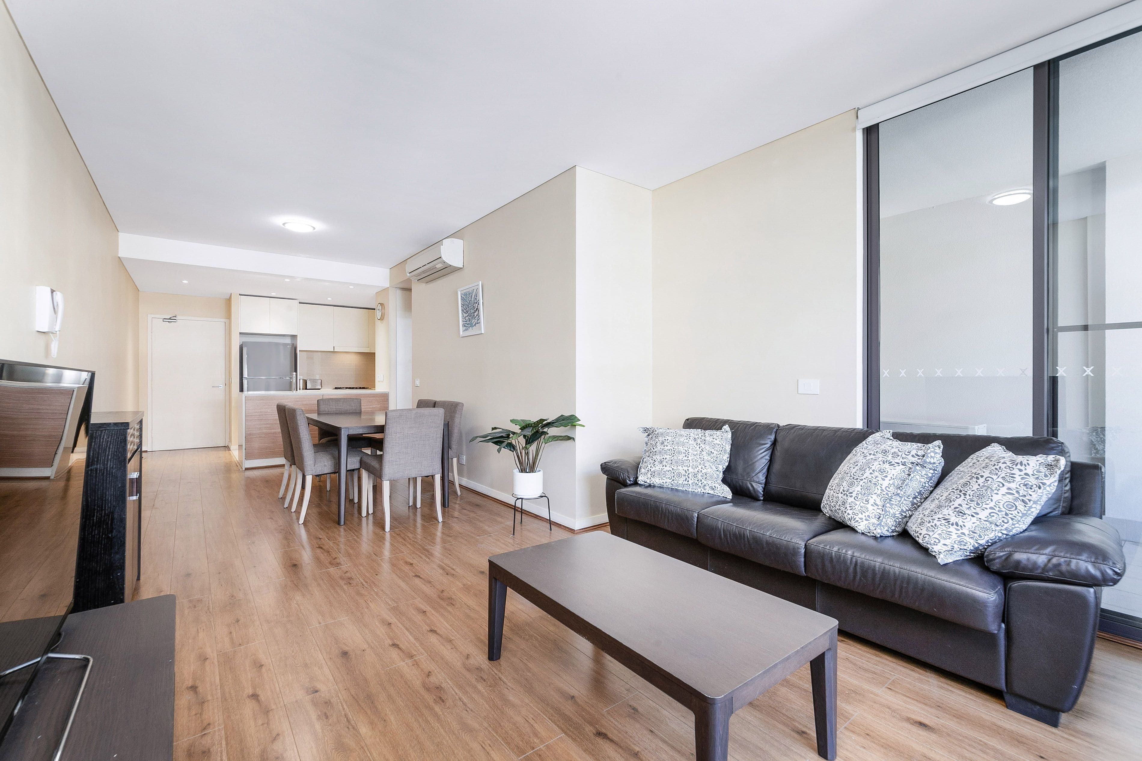 43 Amalfi Drive, Wentworth Point NSW 2127, Wentworth Point - Thumbnail 4