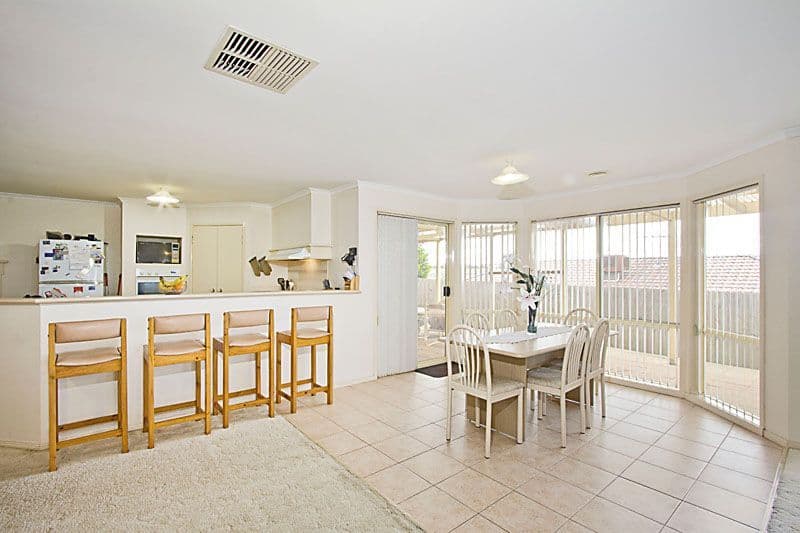 43 Roulston Way, WALLAN VIC 3756, Wallan - Thumbnail 6