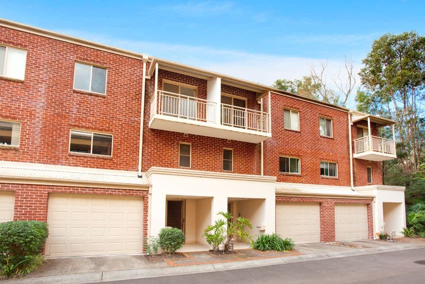 8 Sawyer Crescent, LANE COVE NSW 2066, Lane Cove North - Thumbnail 2