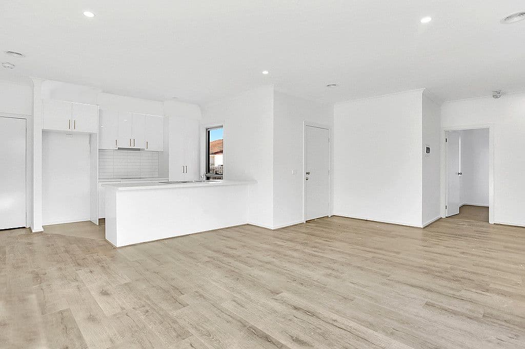7 Birdwood Avenue, Dandenong VIC 3175, Dandenong - Thumbnail 3
