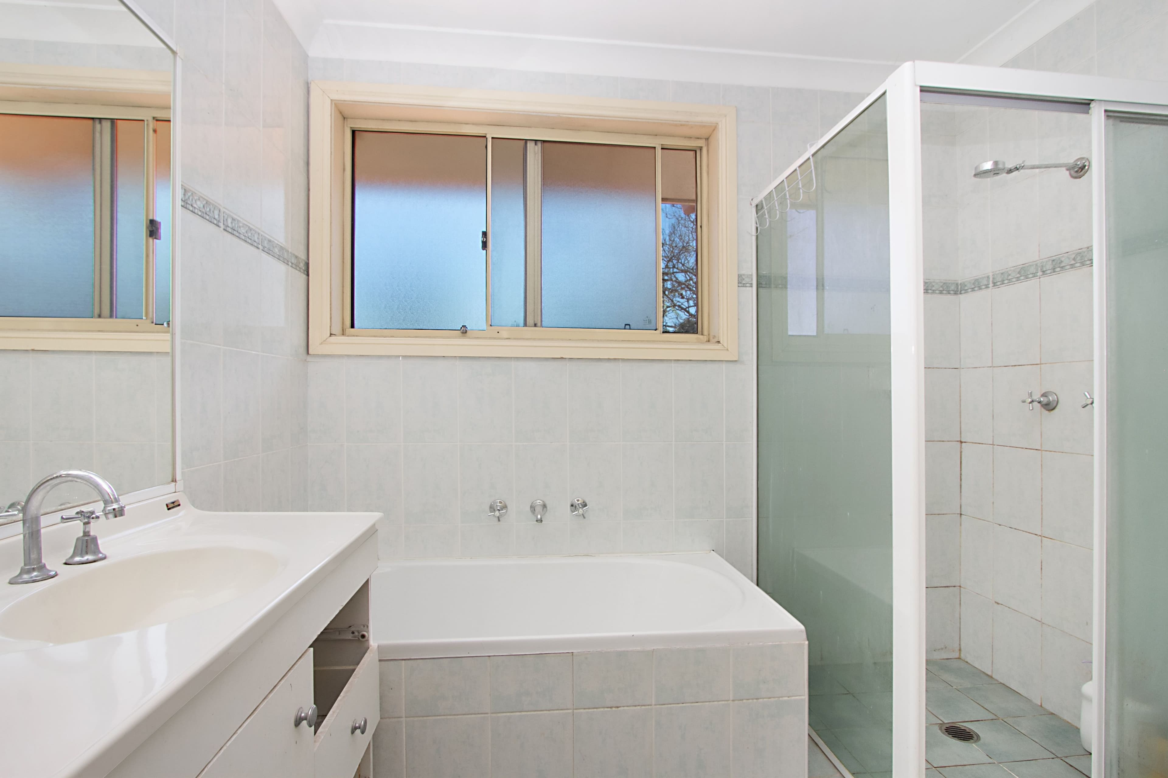 27 Girraween Road, Girraween NSW 2145, Girraween - Thumbnail 5