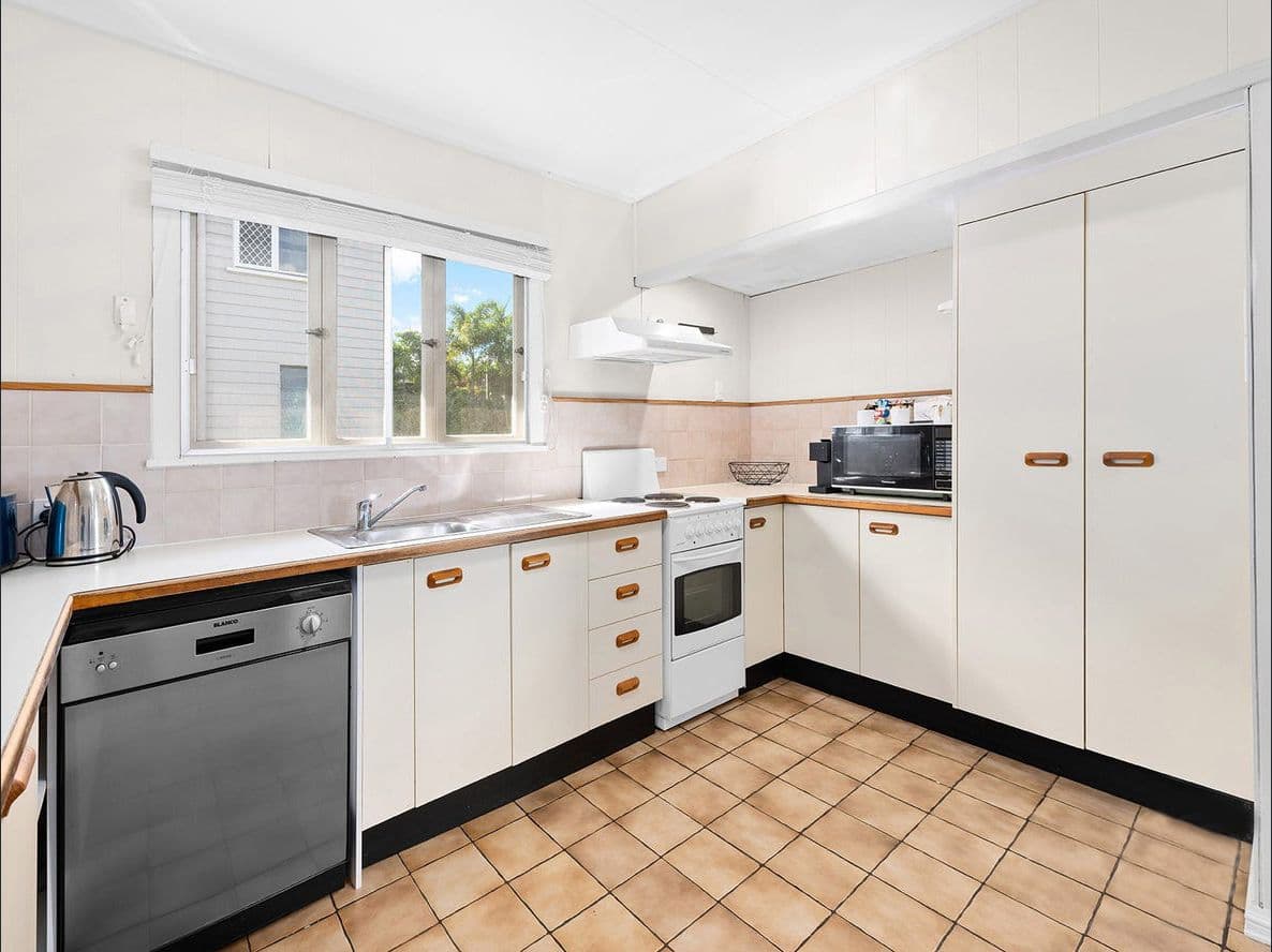 28 Belcaro Street, Upper Mount Gravatt QLD 4122, Upper Mount Gravatt - Thumbnail 6