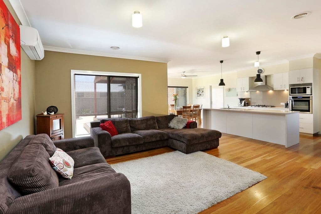 17 Judith Court, Lara VIC 3212, Lara - Thumbnail 2