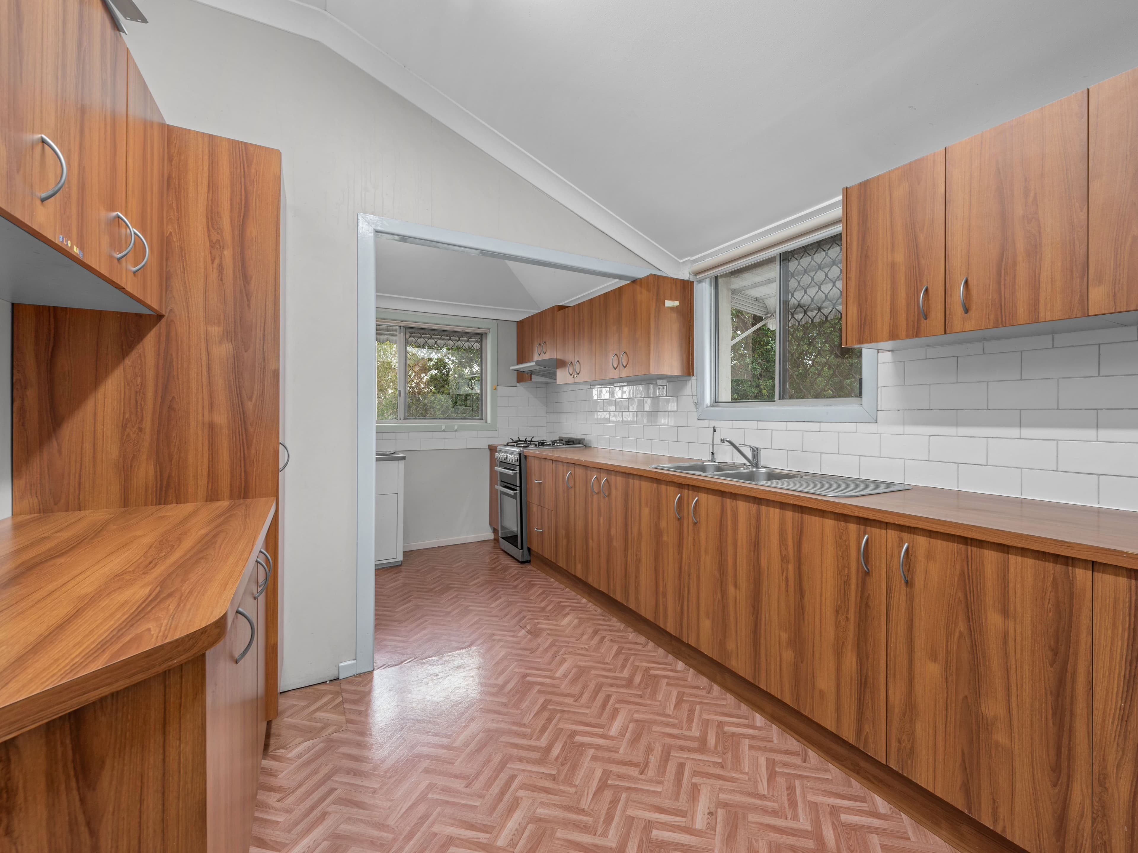 102 Gellibrand Street, Clayfield QLD 4011, Clayfield - Thumbnail 7