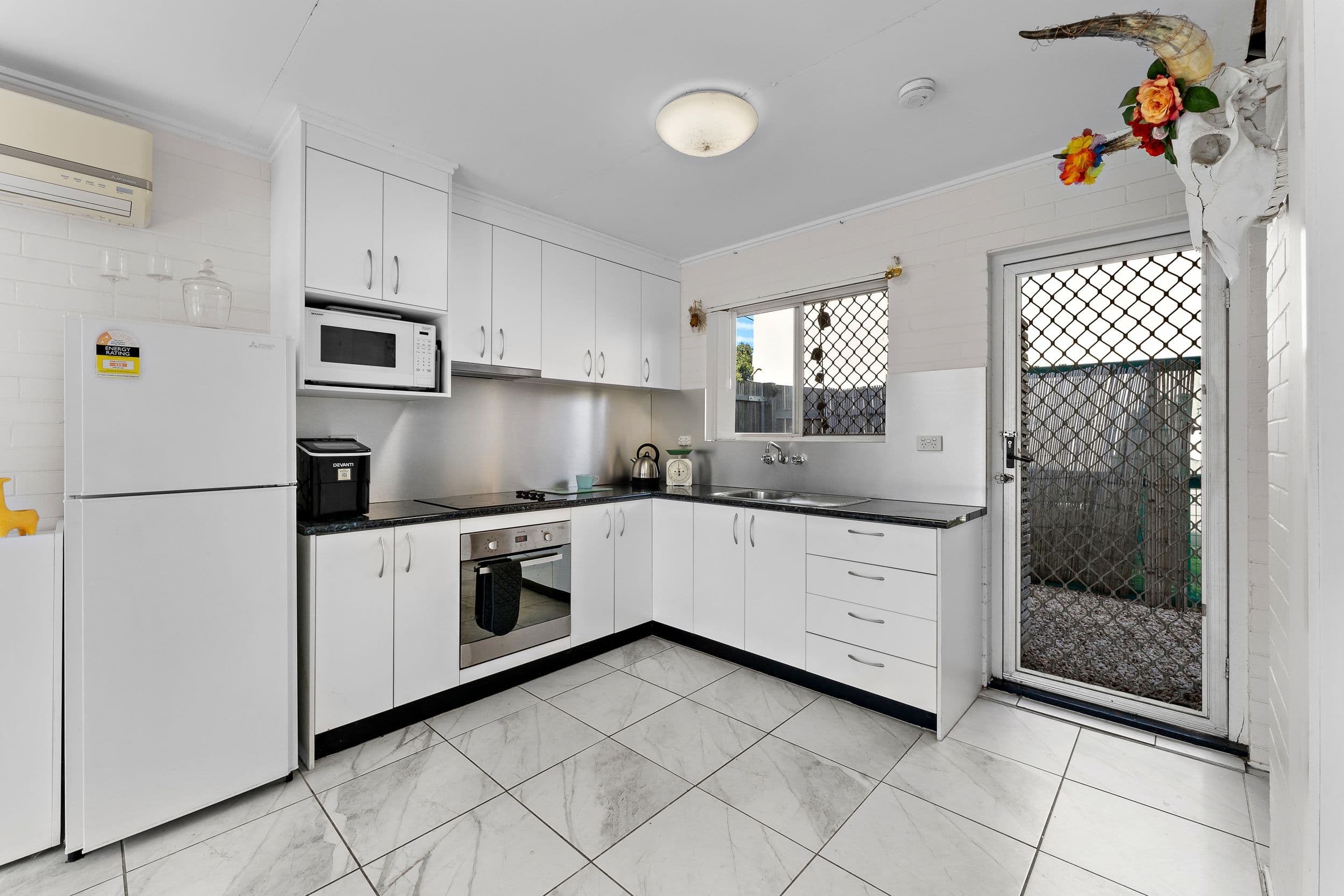 5 Mckean Road, Scarness QLD 4655, Scarness - Thumbnail 3