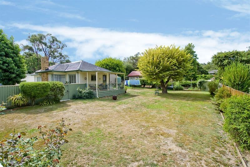 18  Lucille Avenue, CROYDON SOUTH VIC 3136, Croydon South - Thumbnail 4