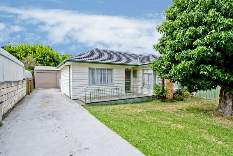 18  Lucille Avenue, CROYDON SOUTH VIC 3136, Croydon South - Thumbnail 6