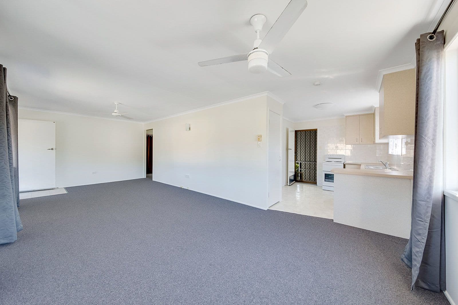 10 Cedar Street, Kin Kora QLD 4680, Kin Kora - Thumbnail 4
