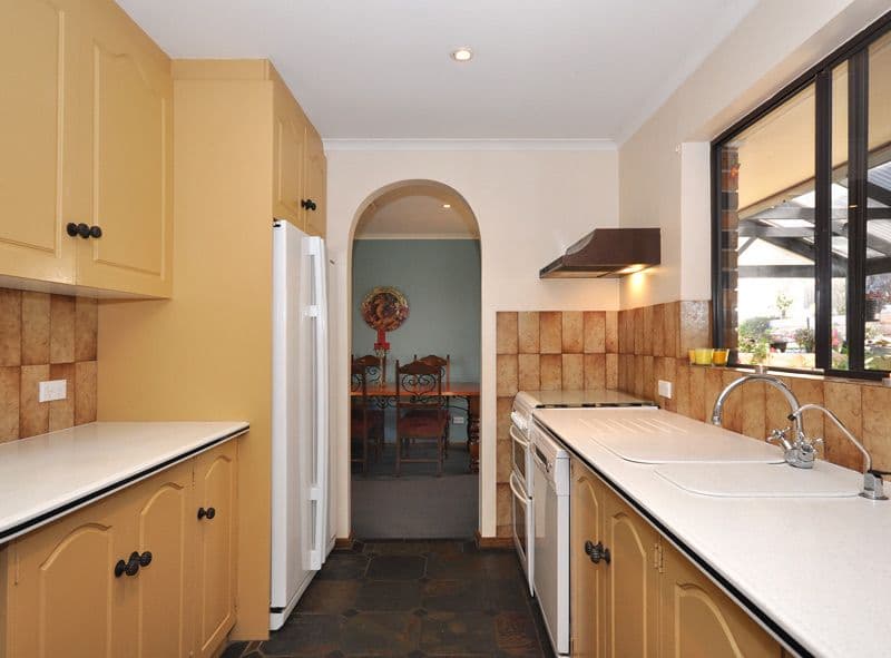 126 Broadmeadow Drive, FLAGSTAFF HILL SA 5159, Flagstaff Hill - Thumbnail 5