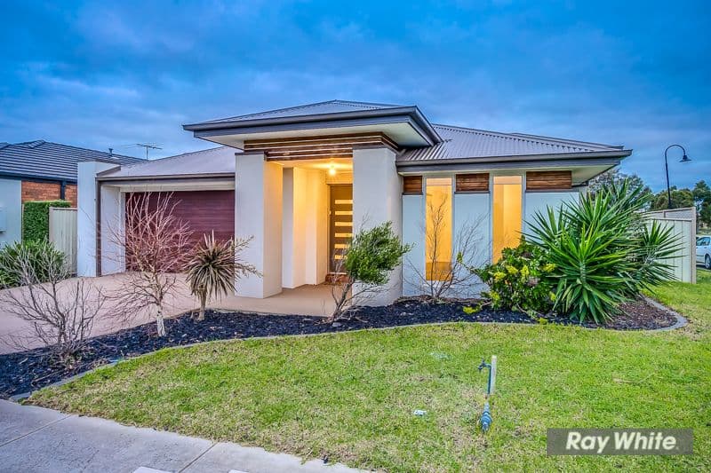 27 Higgins Way, Truganina VIC 3029, Truganina - Thumbnail 2