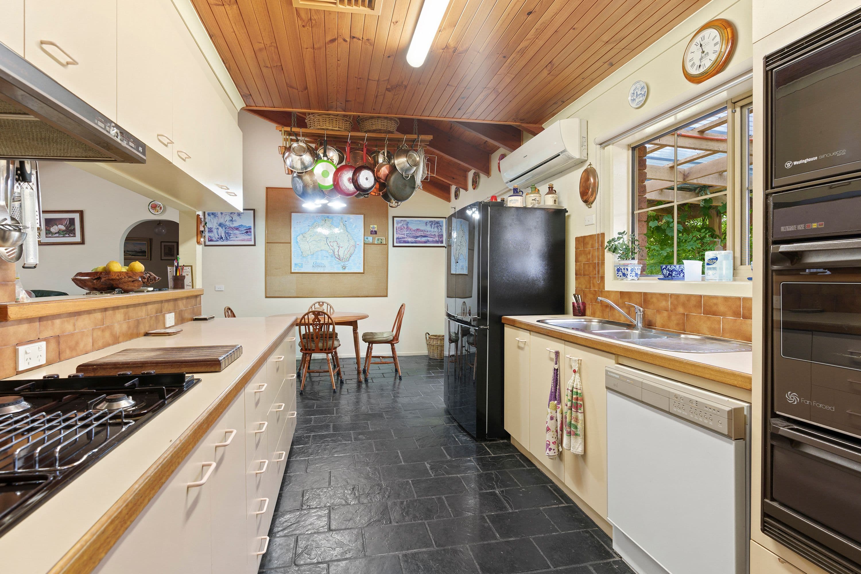 4 Harold Court, Little River VIC 3211, Little River - Thumbnail 4