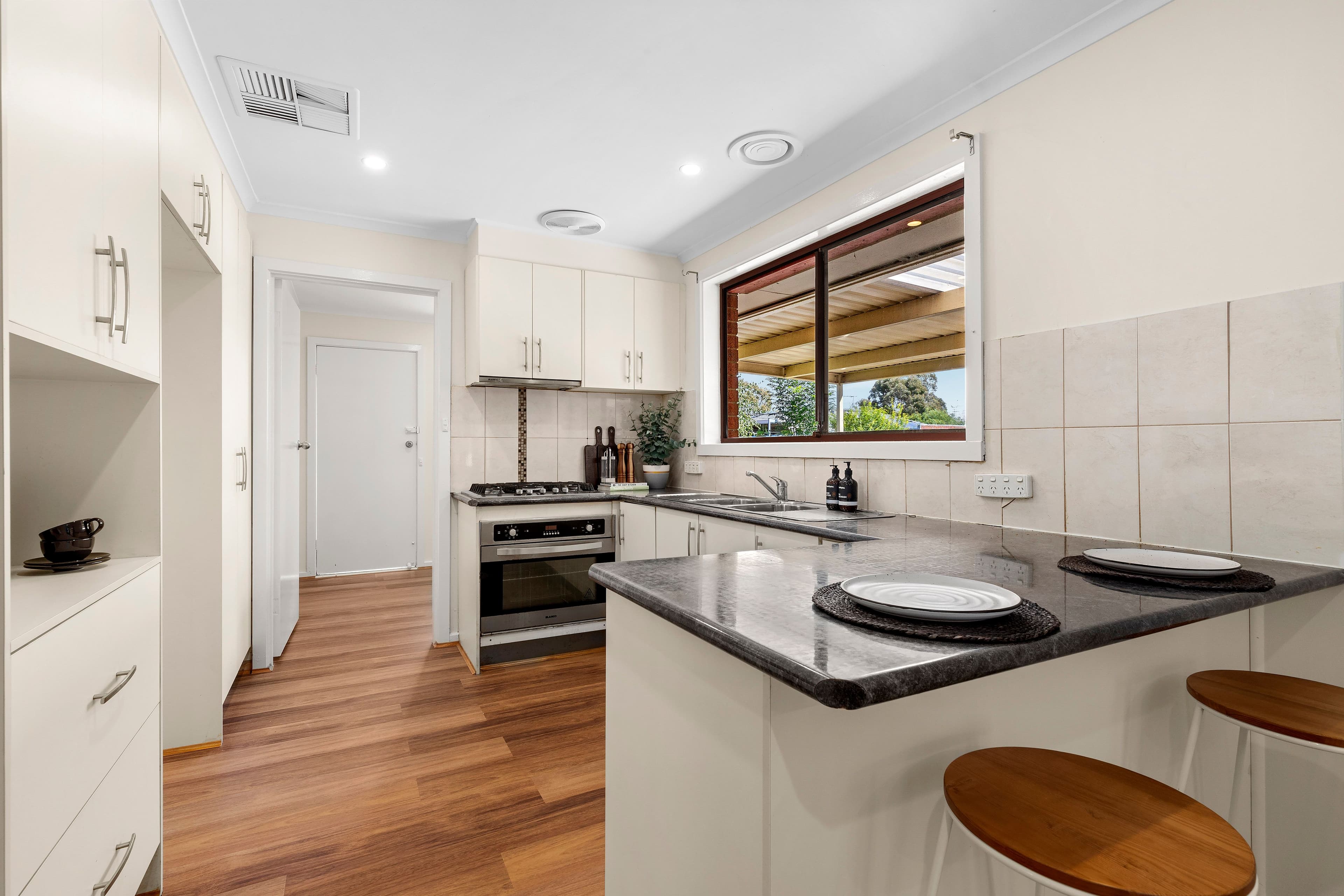 271 Childs Road, Mill Park VIC 3082, Mill Park - Thumbnail 4