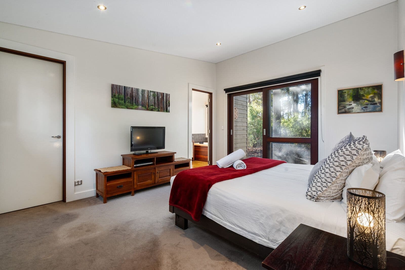 6 Bushland Rise, Margaret River WA 6285, Margaret River - Thumbnail 4