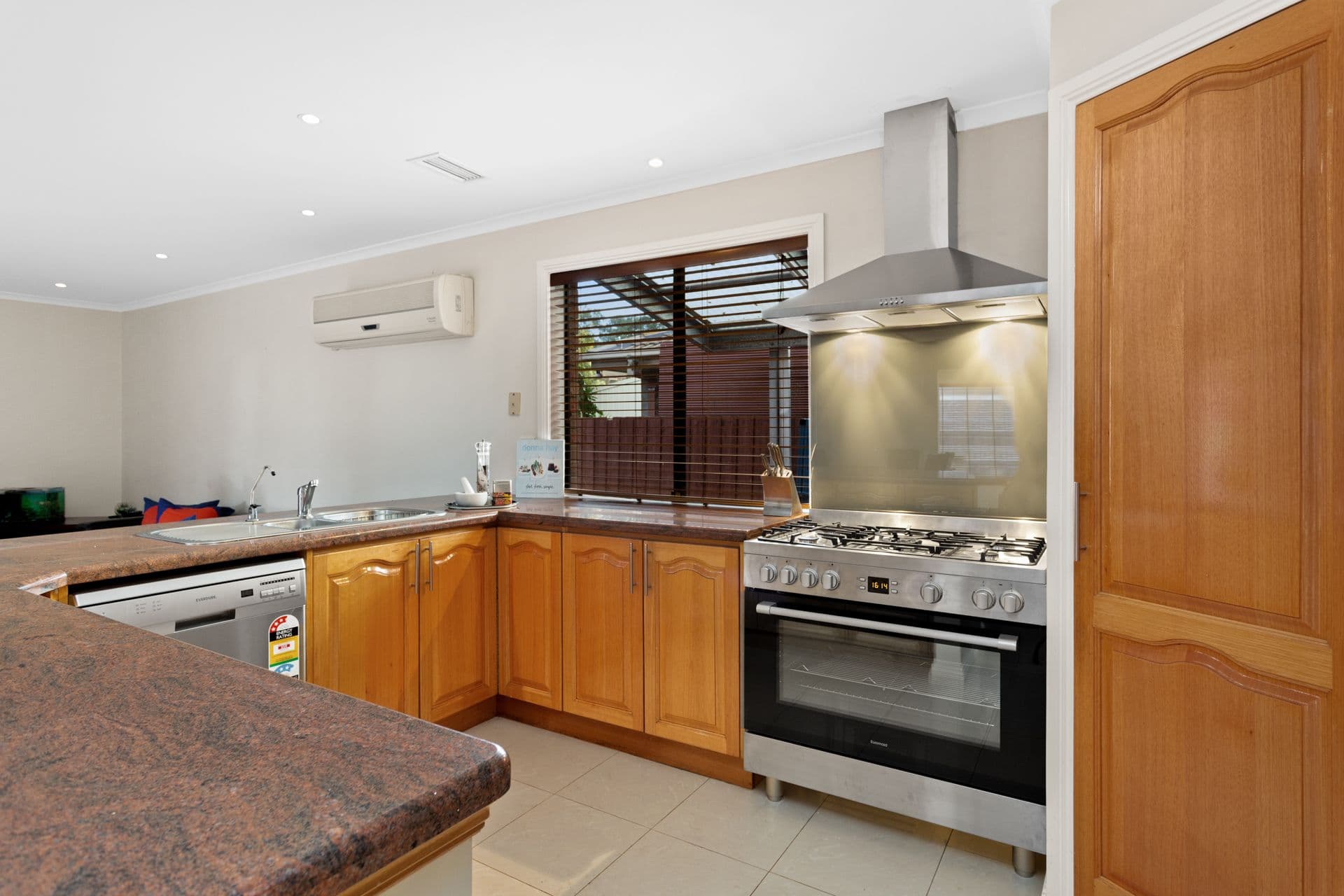 4 Gaudin Court, Werribee VIC 3030, Werribee - Thumbnail 8