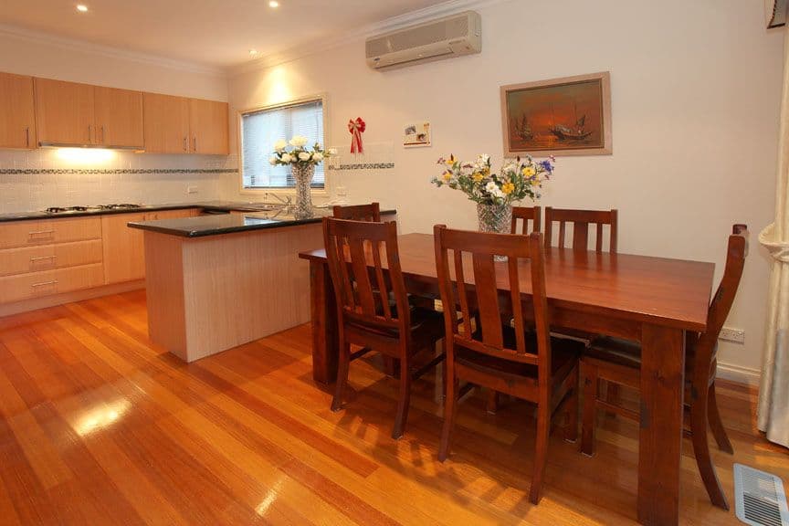 2 Jacqueline Road, MOUNT WAVERLEY VIC 3149, Mount Waverley - Thumbnail 3