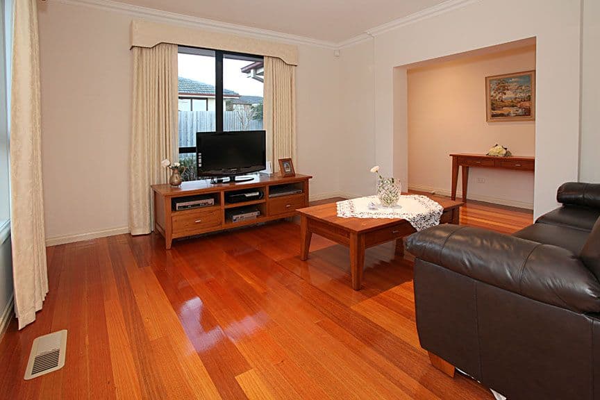 2 Jacqueline Road, MOUNT WAVERLEY VIC 3149, Mount Waverley - Thumbnail 4
