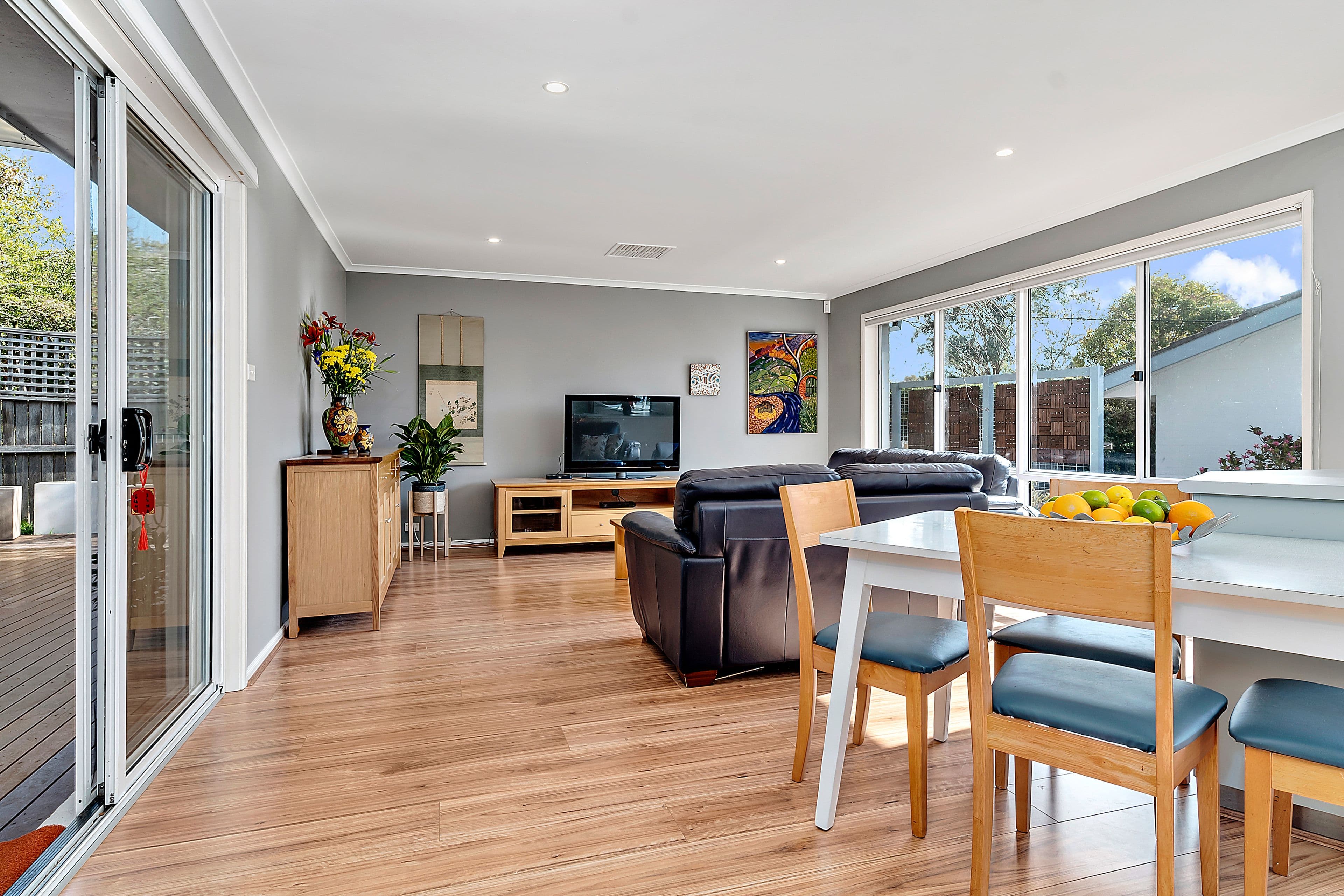 4 Munro Street, Curtin ACT 2605, Curtin - Thumbnail 2