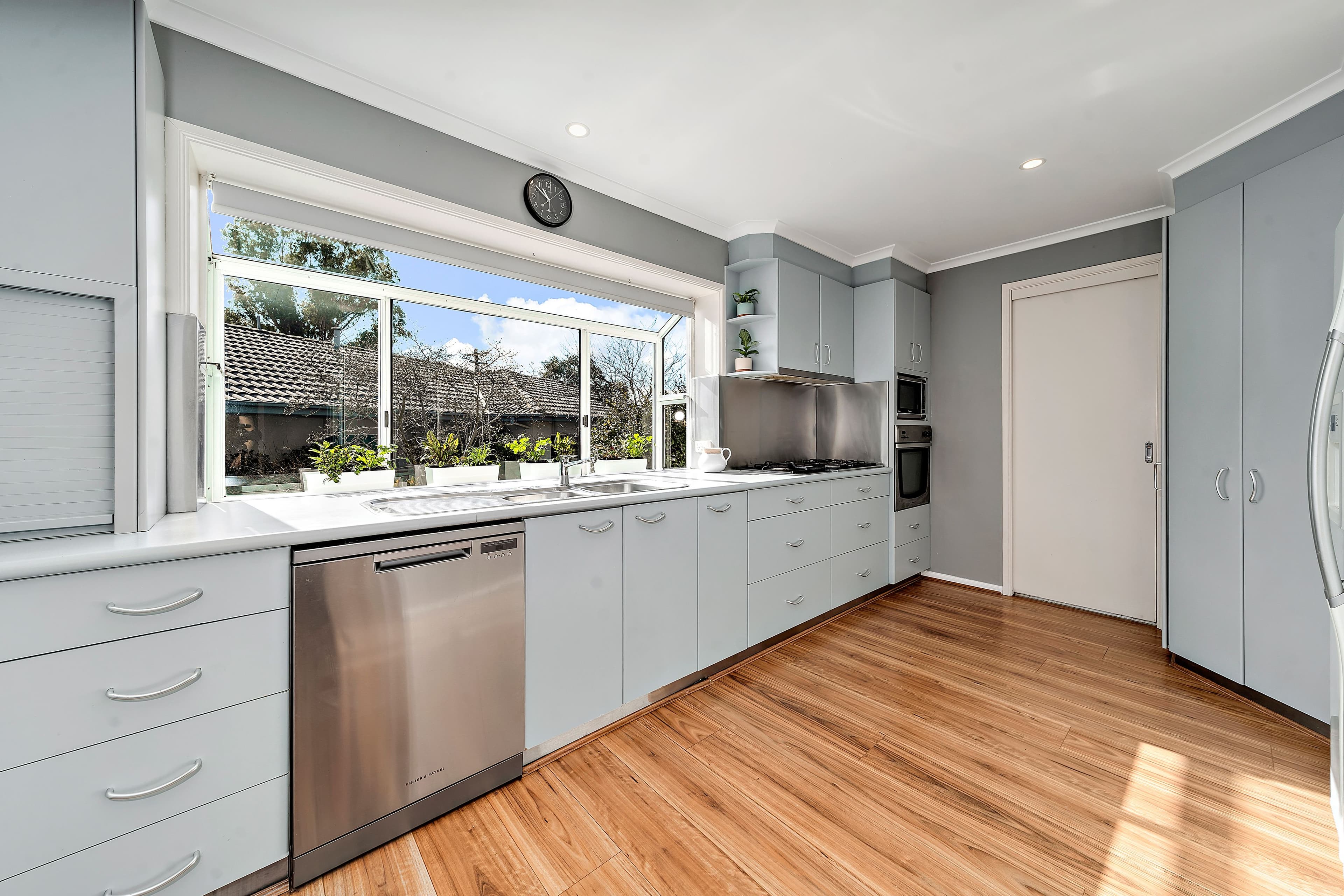 4 Munro Street, Curtin ACT 2605, Curtin - Thumbnail 4