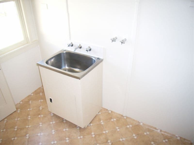 6  Pine Place, GATESHEAD NSW 2290, Gateshead - Thumbnail 4