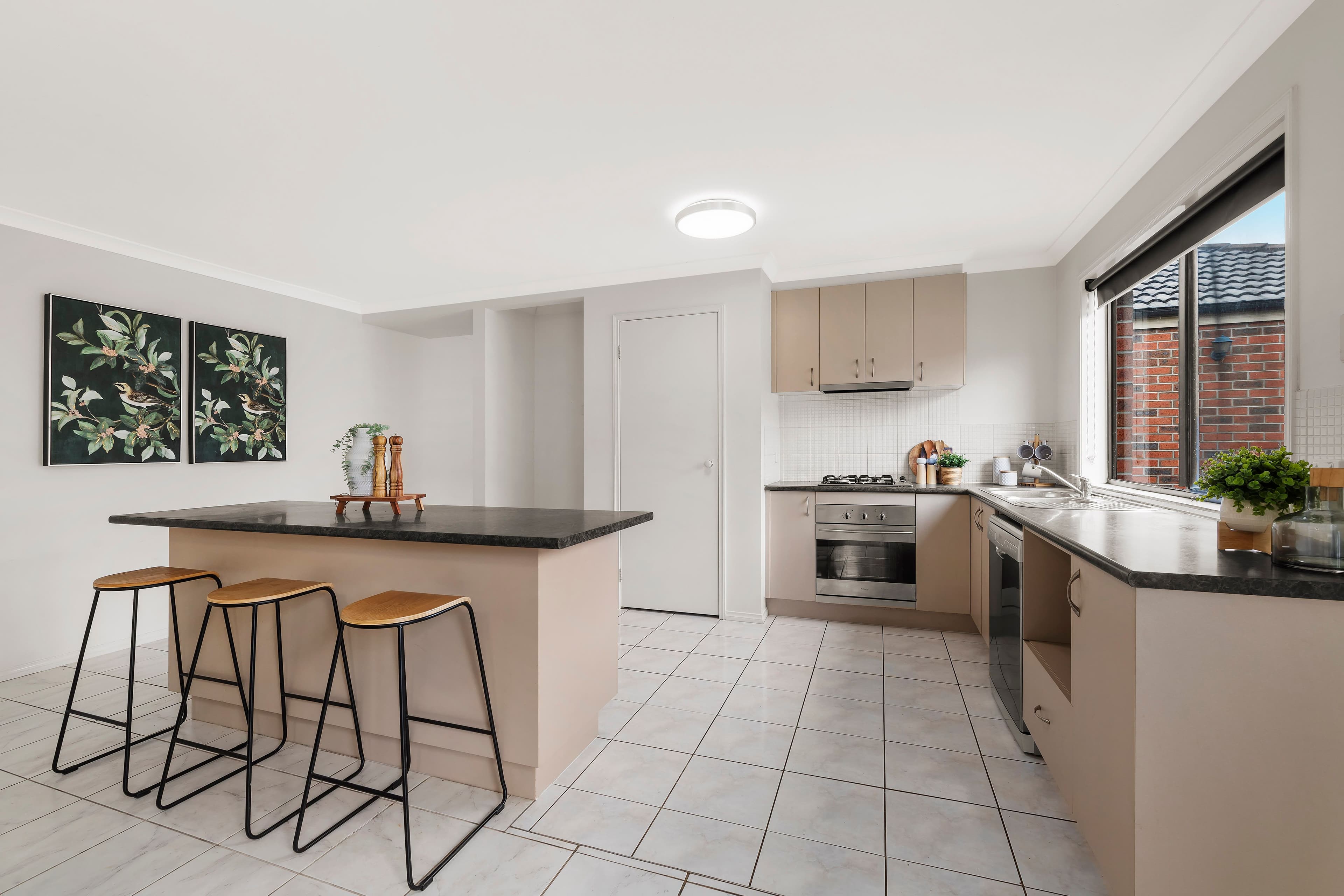 28 Maranatha Street, Epping VIC 3076, Epping - Thumbnail 2