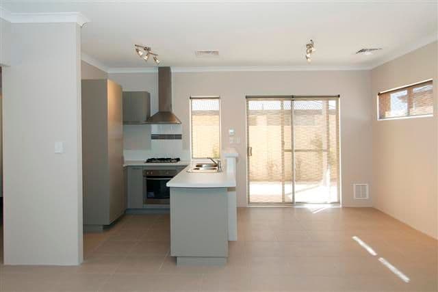 Unit 6 - 18 Flynn Street, CANNING VALE WA 6155, Canning Vale - Thumbnail 3