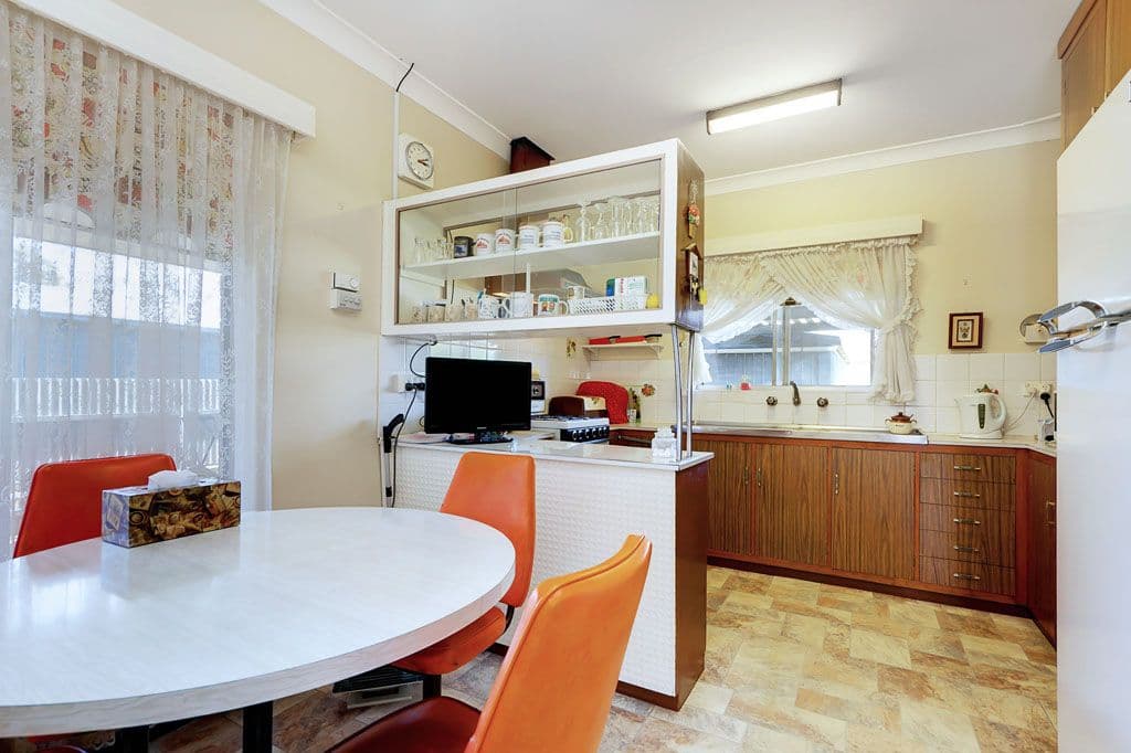 12 Shaun Crescent, MITCHELL PARK SA 5043, Mitchell Park - Thumbnail 3