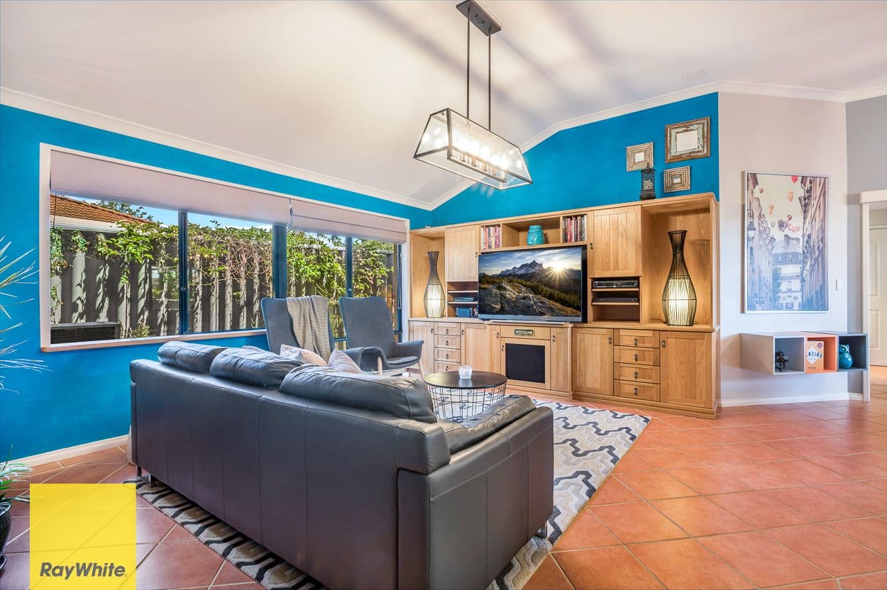 20 Turee Gardens, Ballajura WA 6066, Ballajura - Thumbnail 3