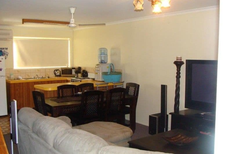 37 Peel Street, MACKAY QLD 4740, Mackay - Thumbnail 3