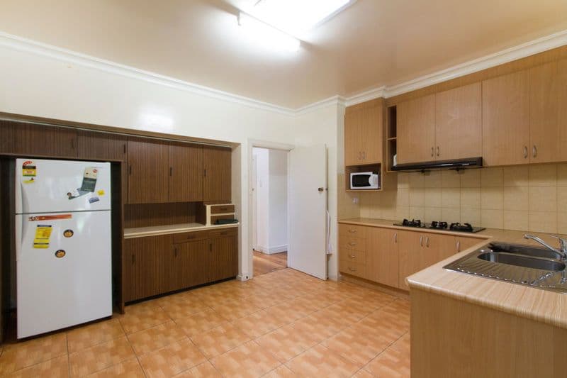 42 Glenbrook Avenue, CLAYTON VIC 3168, Clayton - Thumbnail 4