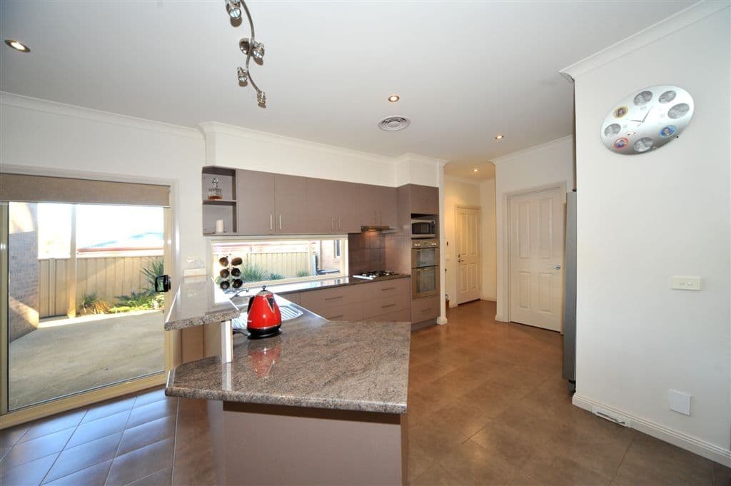 58 Pioneer Drive, MAIDEN GULLY VIC 3551, Maiden Gully - Thumbnail 5
